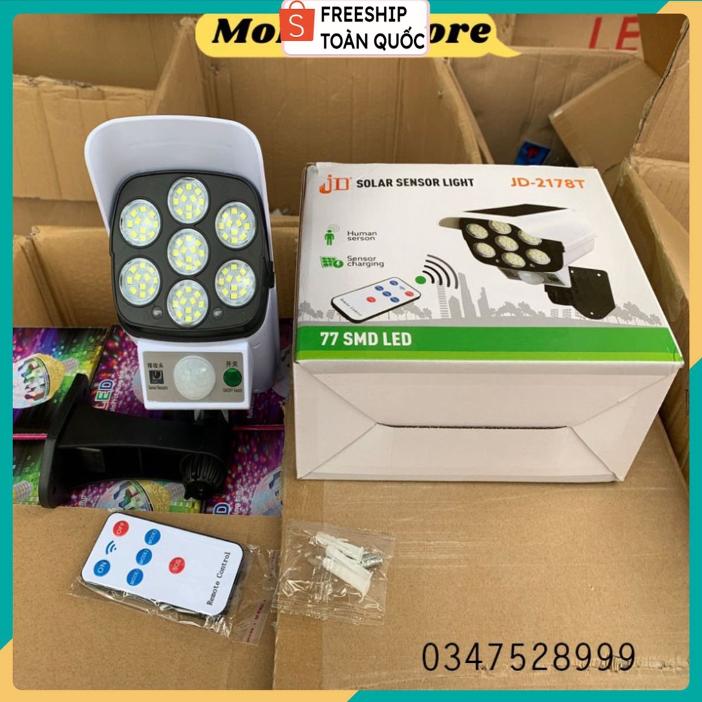 Đèn năng lượng mặt trời giả camera tự động BẬT TẮT chống trộm, chống nước ip67. có điều khiển cảm biến chuyển động . .