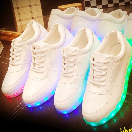 [TRẮNG]-Giày trắng phát sáng đèn led 7 màu -(nam nữ ) cá tính Hàn Quốc-Giày phát sáng màu trắng trơn tru phát sáng 8 độ