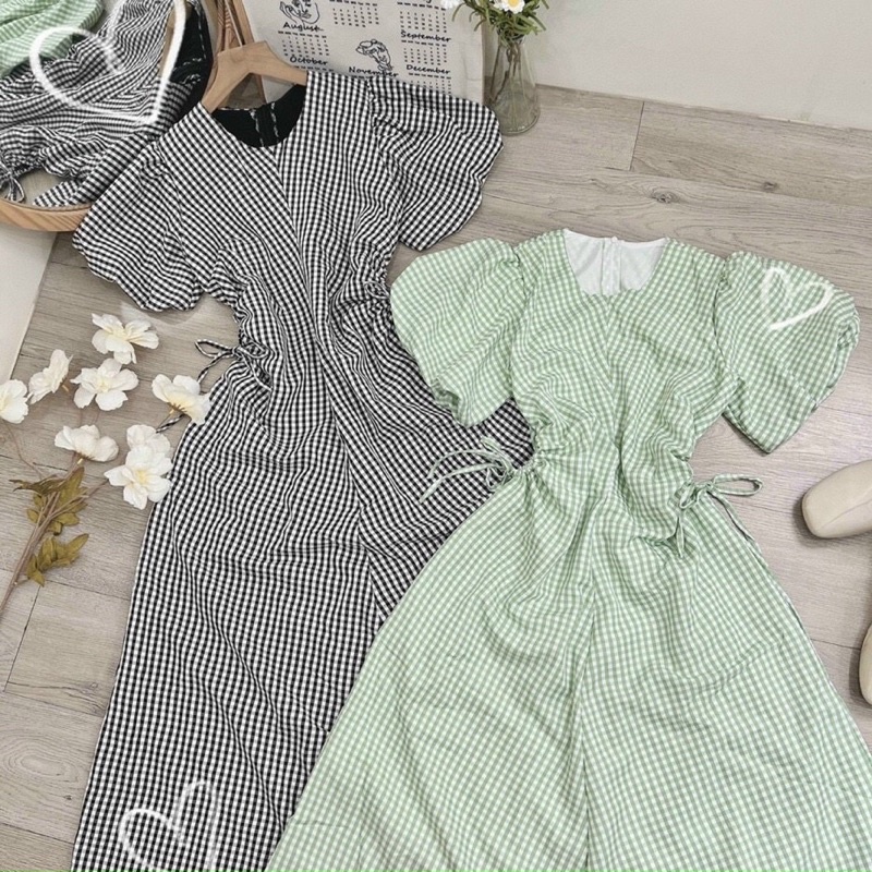 Đầm midi kẻ khoét eo rút dây