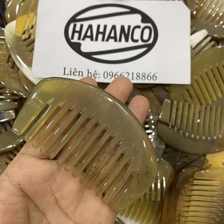 Lược sừng mini răng thưa (size XS-9cm) HAHANCO