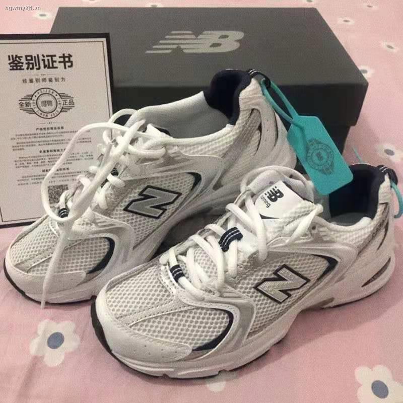 Giày Thể Thao Thoáng Khí Phong Cách Độc Đáo Hợp Thời Trang Cho Nữ