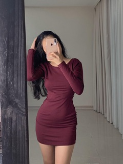 Váy body tay dài
