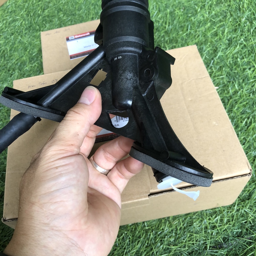 HEO CÔN LY HỢP TRÊN FORD TRANSIT 2008-2022