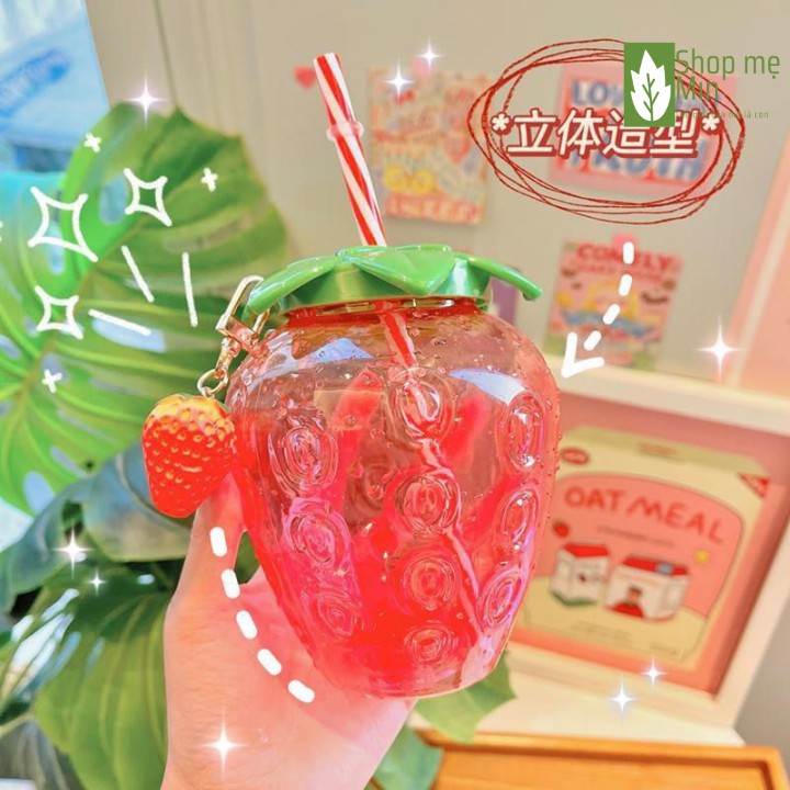 Cốc nước hình quả dâu tây kute, Ly dâu tây 500ml có ống hút và móc khóa trang trí hình dâu tây - MIN55 | BigBuy360 - bigbuy360.vn