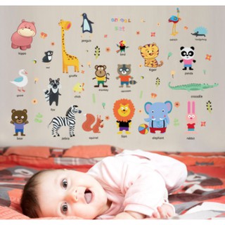 Decal dán tường họa tiết muôn thú chữ cái tiếng anh 92025 có keo sẵn