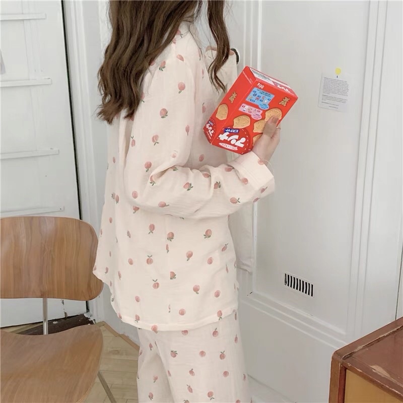 RẺ NHẤT SHOPEE SET BỘ PIJAMA DÀI TAY XÔ MUSLIN QUẢ ĐÀO MÀU BE