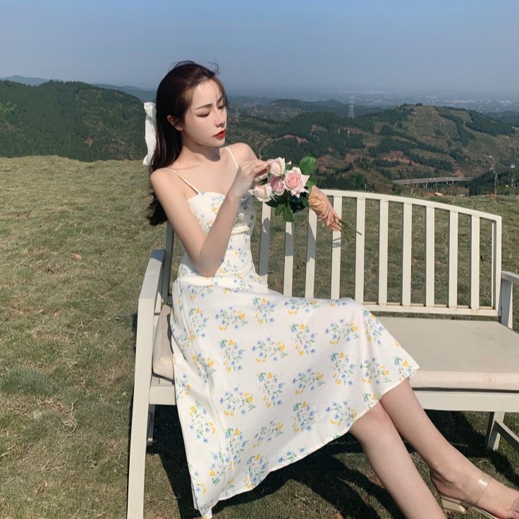 Đầm nữ hoa nhí hai dây dáng xòe midi Emilyshop