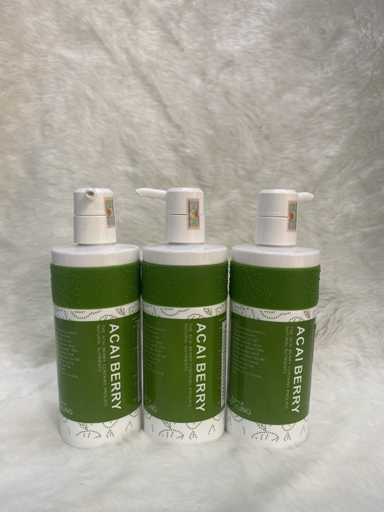 Dưỡng tạo nếp tóc xoăn Acai berry