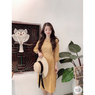 Váy kẻ tay dài cổ tròn thắt nơ eo MSTRT8