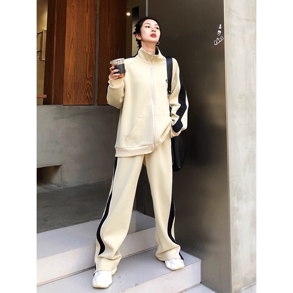 Set đồ bộ Thể Thao nữ phong cách trẻ trung cá tính 2021