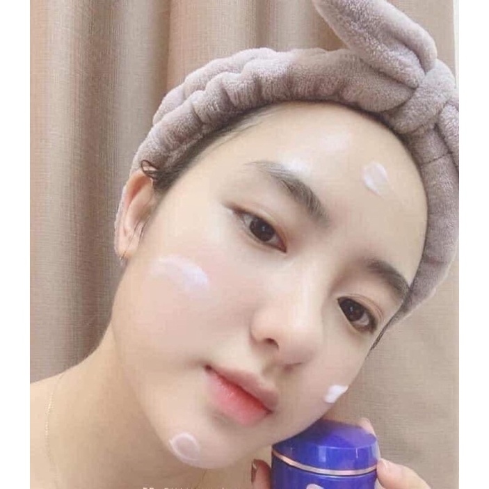 Kem Dưỡng Trắng Da Meishoku Place Whitening Essence Cream 55ml Nhật Bản