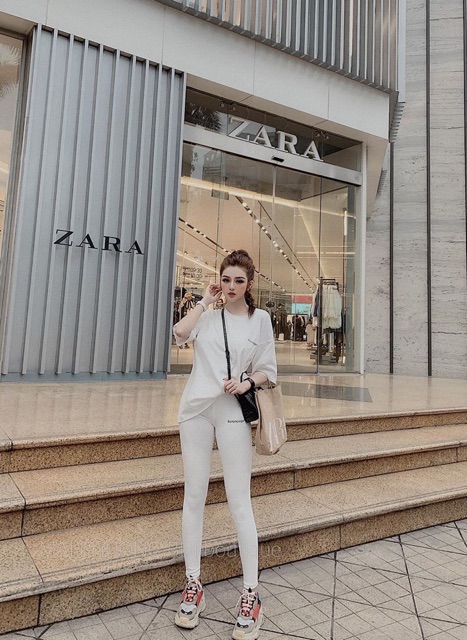 SÉT BỘ THỂ THAO CHỮ THÊU CHẤT ĐẸP MS21008