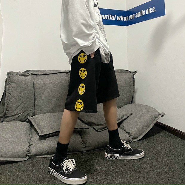 Quần short unisex nam nữ phối viền mặt cười vải thun nỉ dày dặn, co giãn thoải mái