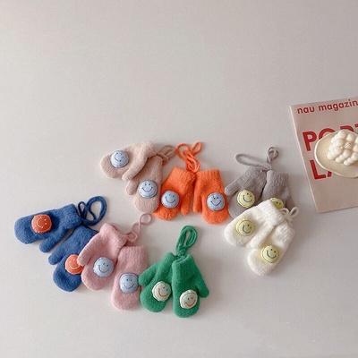 Găng tay lông cừu mềm mại co giãn họa tiết hoạt hình dễ thương dành cho bé gái 0-2 tuổi