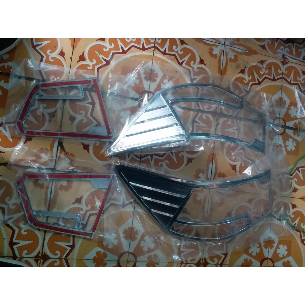 Bộ ốp viền đèn hậu mạ crom xe kia Forte, Kia Cerato 2008-2013 Form cũ