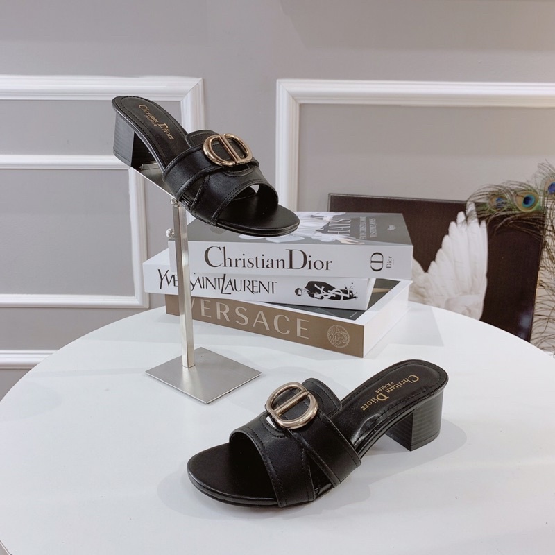 ❄️ HÀNG CÓ SẴN❄️ Guốc khoá gót vuông 5cm