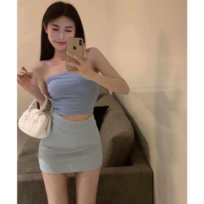 Áo ống croptop + Chân váy Ulzzang