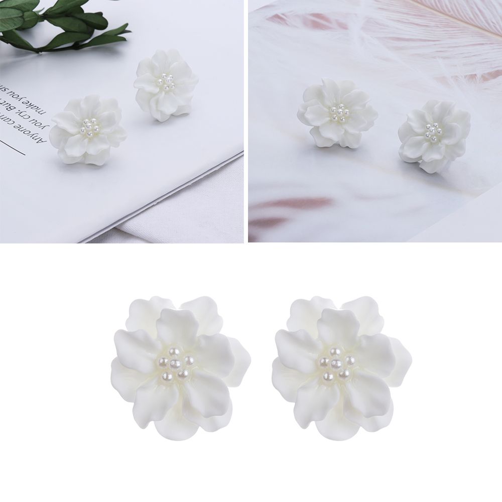 Bông Tai Hoa Trà Đính Ngọc Trai Nhân Tạo Phong Cách Boho