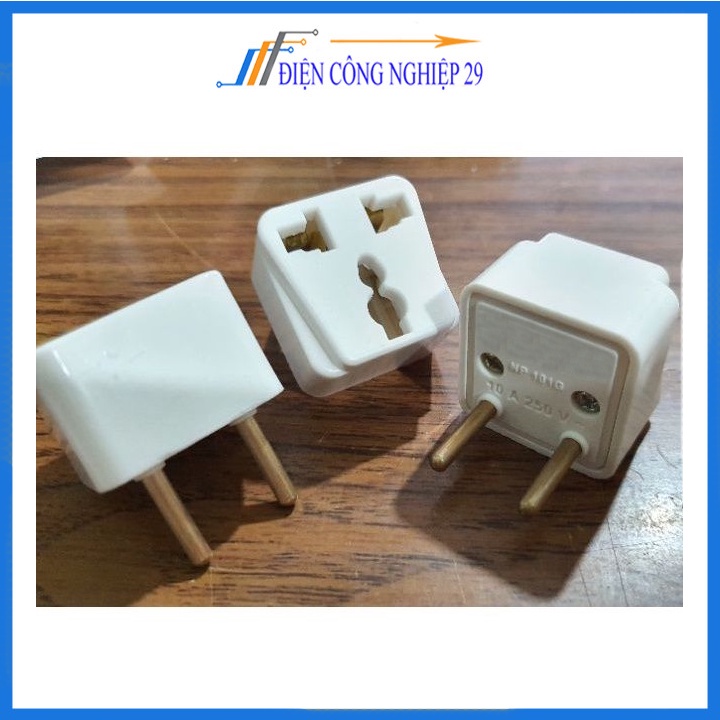 Phích chuyển đổi 3 chấu sang 2 chấu Vinakip 10A