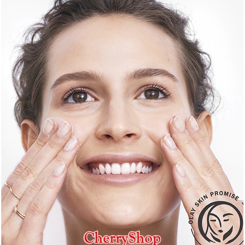 Sửa rửa mặt dưỡng ẩm Olay Collagen Peptide 24 Cream Cleanser