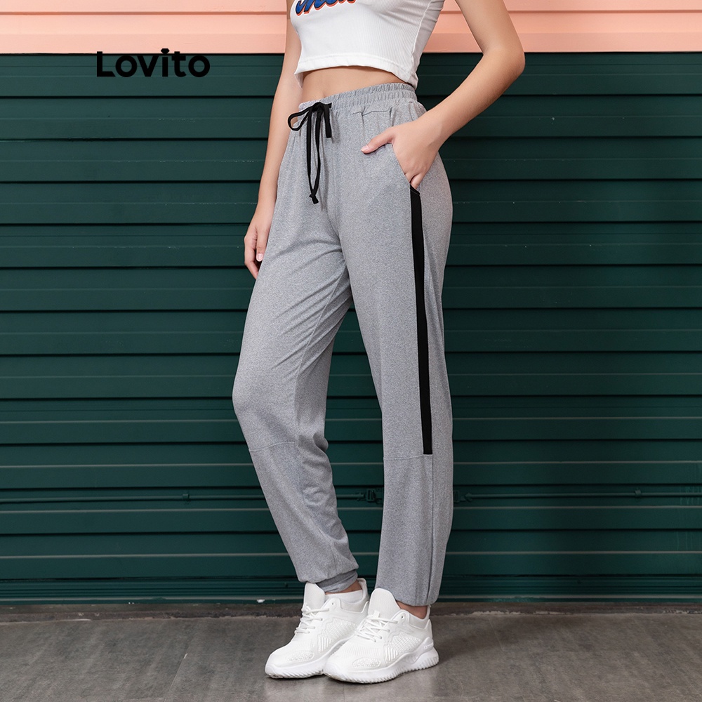Quần Lovito kiểu thể thao màu trơn tương phản viền mép L06001 (màu xám)