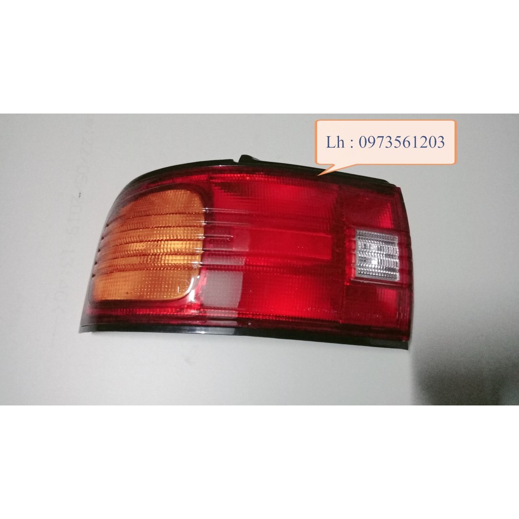 Đèn hậu Mazda 323 đời 95-97 -tặng vòng xoay hương hoa