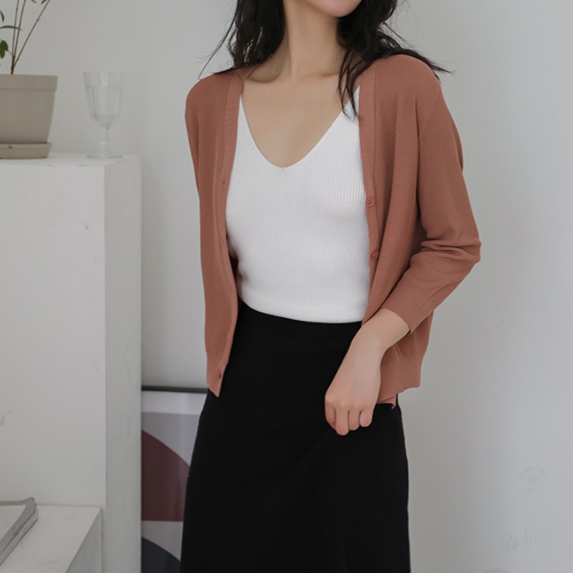 Áo Hai Dây V-neck Dệt Kim