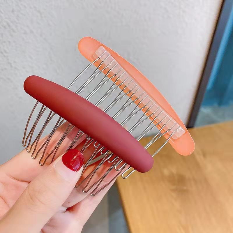 Lược Chải Tóc Mái Bằng Sắt Màu Đục Đơn Giản Thời Trang 2022