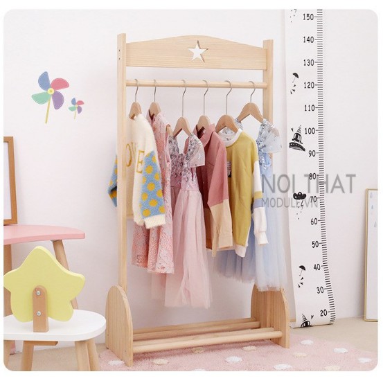 Giá treo quần áo cho em bé, chất liệu gỗ thông tự nhiên kiểu dáng siêu đẹp