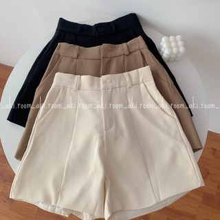 Quần shorts vải ly giữa cạp lưng chun kèm belt