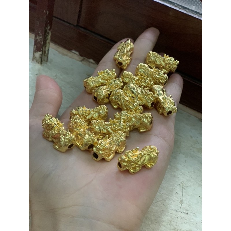 Charm tỳ hưu kim tiền mạ vàng,mạ bạc phong thủy cầu tiền tài,sức khỏe (hàng có sẵn)