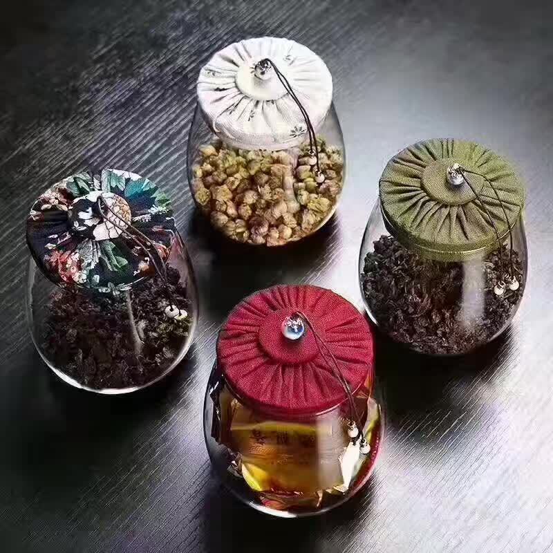 Set 4 lọ thủy tinh đựng trà hoa nắp vải họa tiết Vintage
