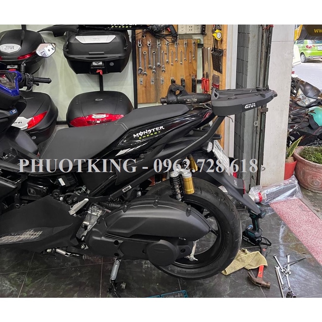 Baga Givi SRX(S)Cho NVX155 V2 2021 Có đèn LED