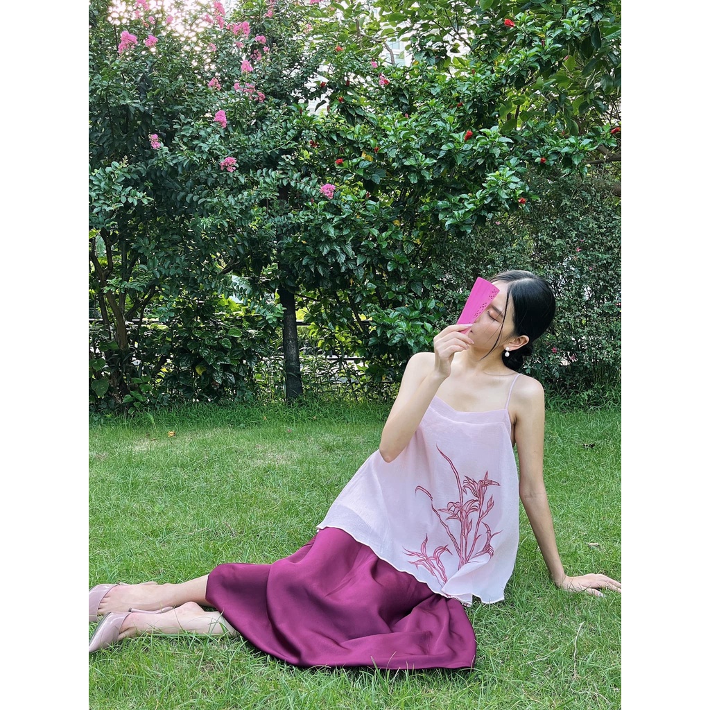 [Xéo Xọ] Áo hai dây thêu Bách Hợp