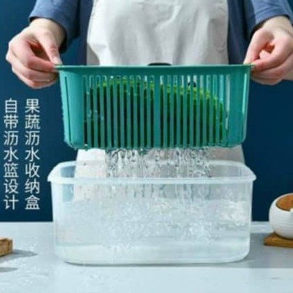 Bộ 5 hộp đựng thức ăn có nắp đậy, có rổ đựng tách nước giã đông giúp bảo quản đồ ăn ngon hơn tặng kèm 01 bộ bắc nồi