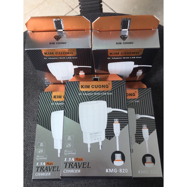 Sạc kim cương 820 mẫu mới nâng cấp 813