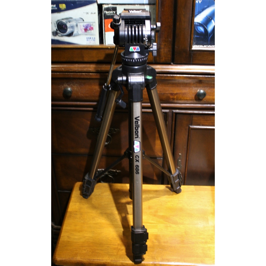 Chân máy quay phim chuyên nghiệp VELBON CX-686/C-600- Thương hiệu Tripod nổi tiếng thế giới ....