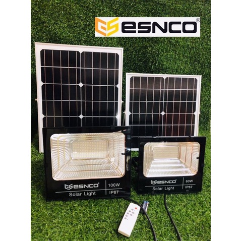 Đèn pha năng lượng mặt trời 60W 100W 200W lắp đặt trong công viên , sân vườn