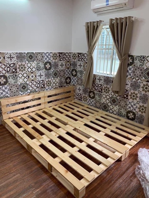 Giường gỗ màu tự nhiên pallet mới đẹp sơn màu trắng giá rẻ mà chất lượng