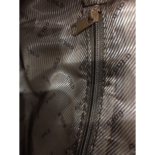 Túi si da cavas phối ren y hình