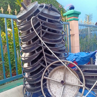 KHUÔN ĐẾ DÙ CHO DÙ LỚN (ĐẾ CHƯA ĐỔ BÊ TÔNG)