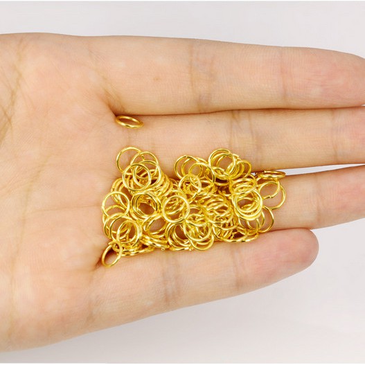 Một Chiếc Nhẫn Mạ Vàng Một Vòng Và Nhẫn Riêng Biệt Để Làm Trang Sức 200.