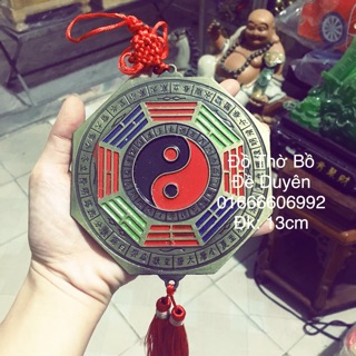 Gương bát quái có mặt hổ phù