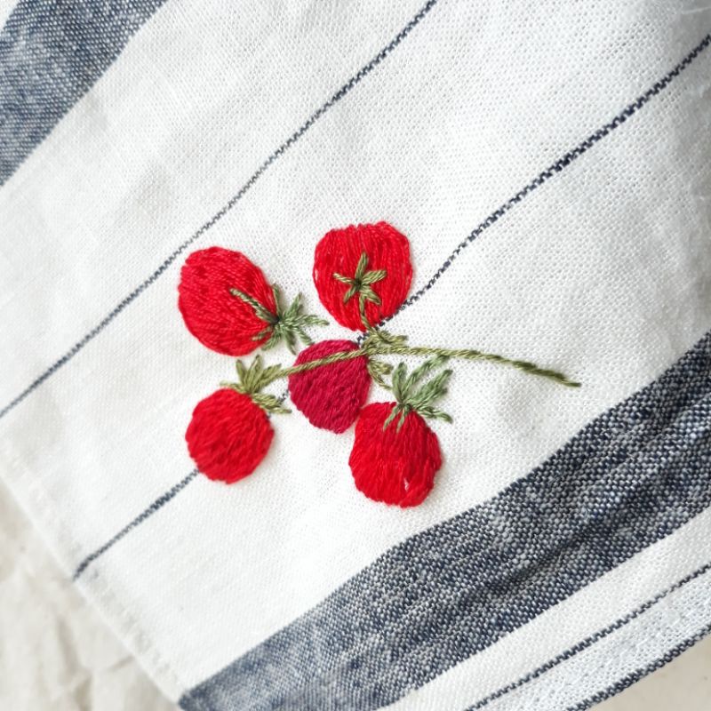 Khăn tay Linen thêu cành cà chua đáng yêu🍅🍅🍅