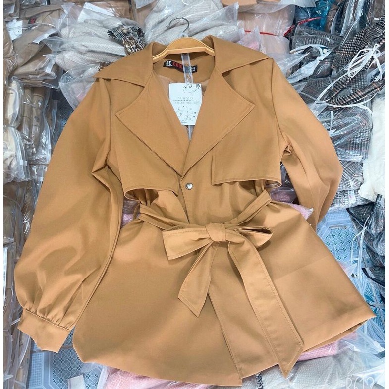 Áo măng tô dáng ngắn kèm đai hai lớp | BigBuy360 - bigbuy360.vn