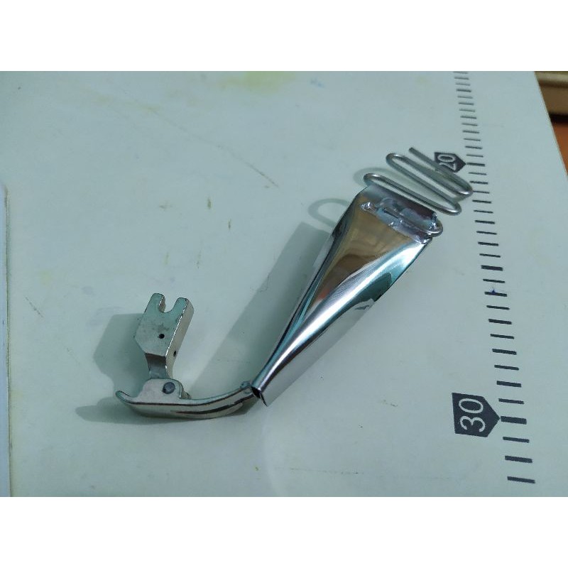 Cữ tra cổ áo polo máy 1kim