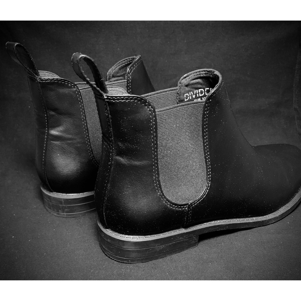 Giày Chelsea Boot H&M đen 999 -> 699