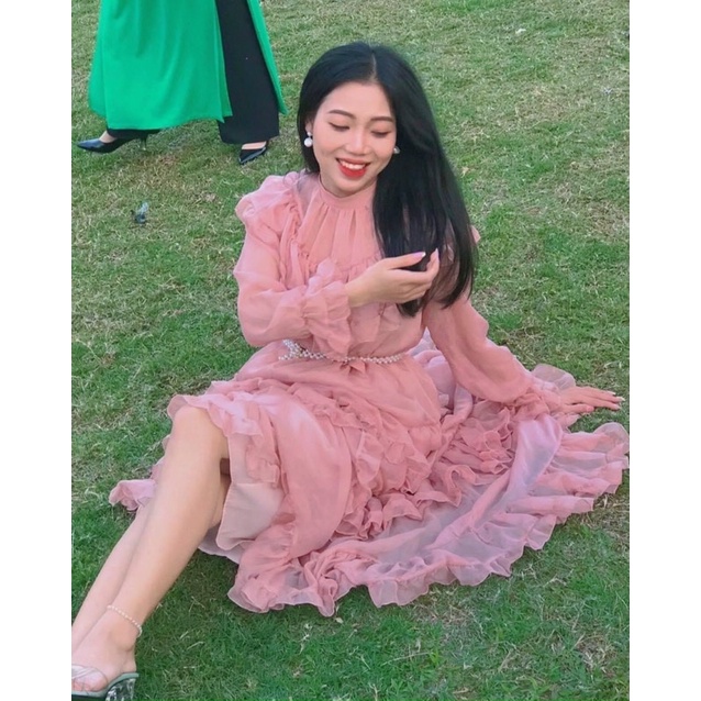 G1- đầm voan tầng bèo kín cổ, tay dài, màu hồng