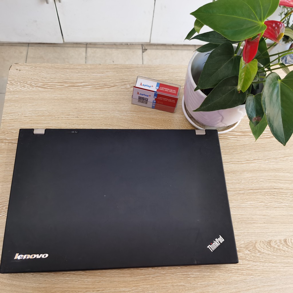 Laptop cũ giá rẻ phục vụ văn phòng học tập Lenovo T520 core i5-V3320M, RAM 4GB, SSD 120GB, màn 12.4