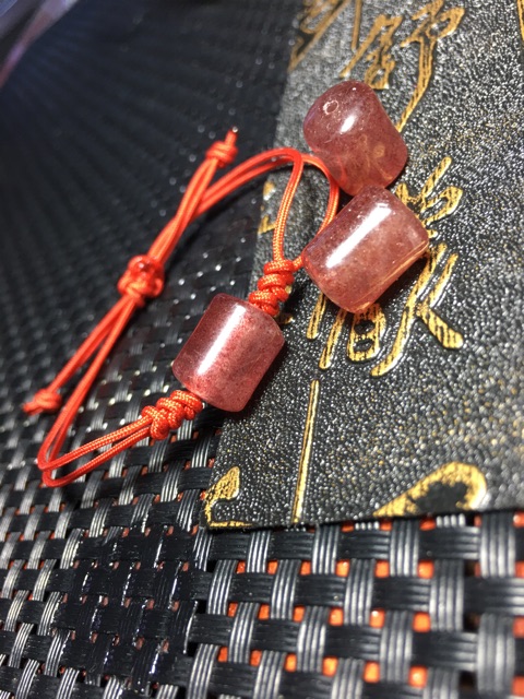 Vòng tay  thống dâu tây hồng